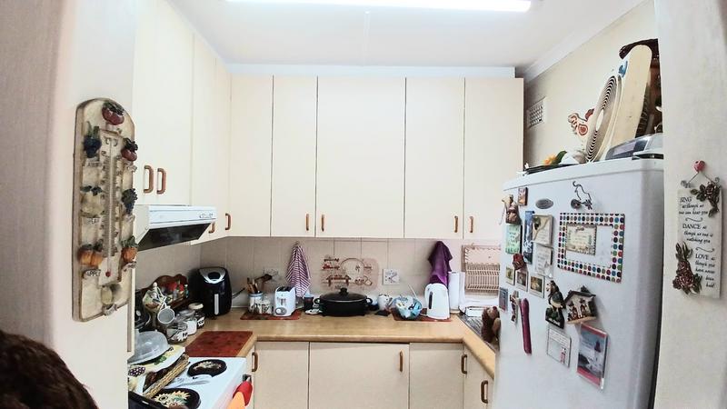 2 Bedroom Property for Sale in Montclair KwaZulu-Natal