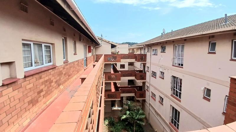 2 Bedroom Property for Sale in Montclair KwaZulu-Natal