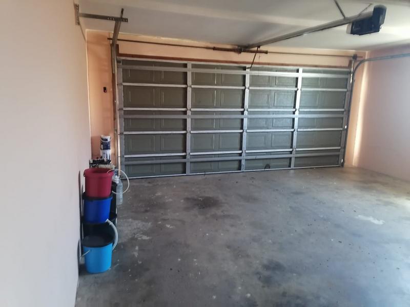 4 Bedroom Property for Sale in Umlazi KwaZulu-Natal