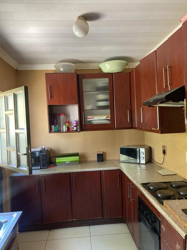 3 Bedroom Property for Sale in Umlazi KwaZulu-Natal