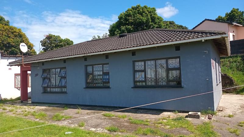 3 Bedroom Property for Sale in Umlazi KwaZulu-Natal