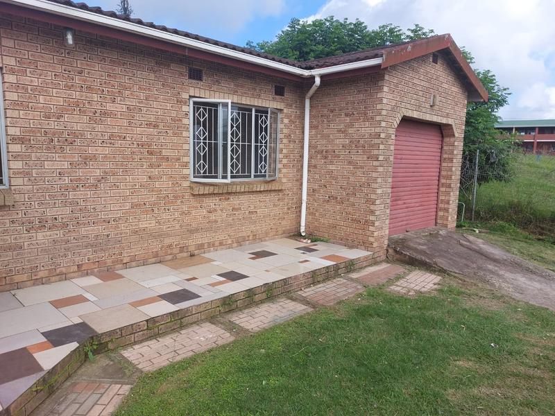 3 Bedroom Property for Sale in Klaarwater KwaZulu-Natal