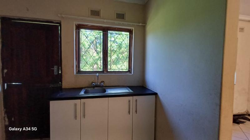 3 Bedroom Property for Sale in Kwandengezi KwaZulu-Natal