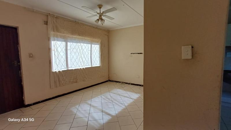 3 Bedroom Property for Sale in Kwandengezi KwaZulu-Natal