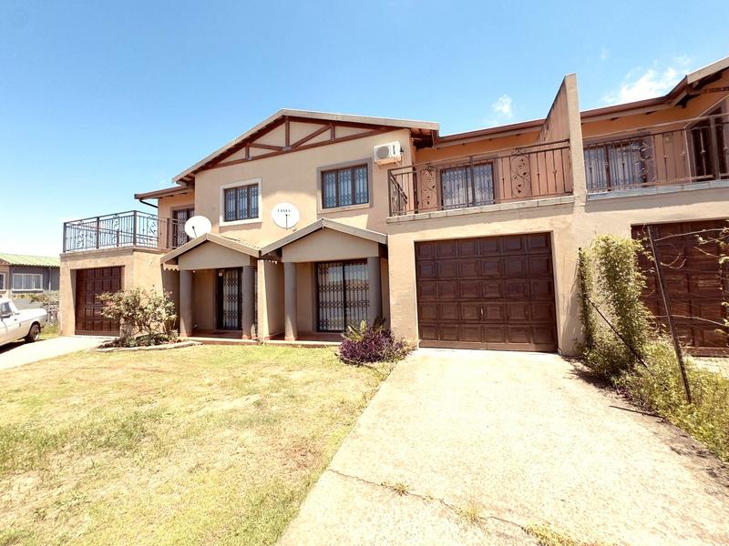 3 Bedroom Property for Sale in Sunford KwaZulu-Natal