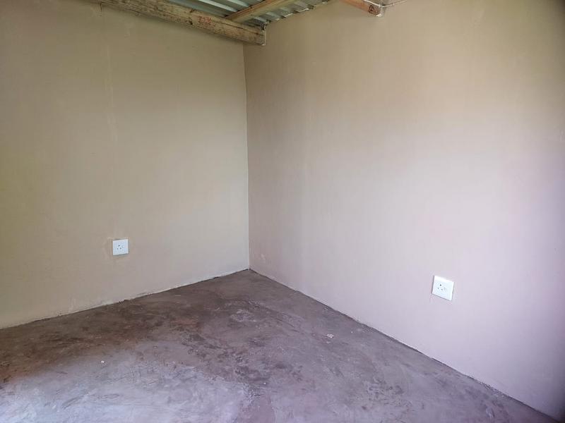To Let 2 Bedroom Property for Rent in Panorama Gardens KwaZulu-Natal