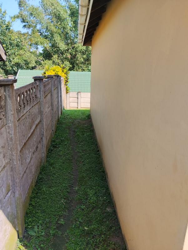 2 Bedroom Property for Sale in Bellair KwaZulu-Natal
