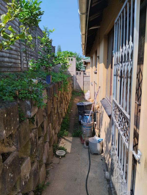 2 Bedroom Property for Sale in Bellair KwaZulu-Natal