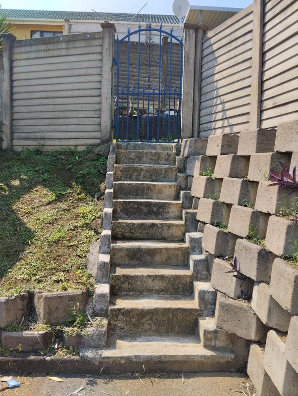 2 Bedroom Property for Sale in Bellair KwaZulu-Natal