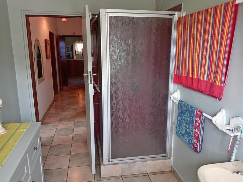 5 Bedroom Property for Sale in Freeland Park KwaZulu-Natal