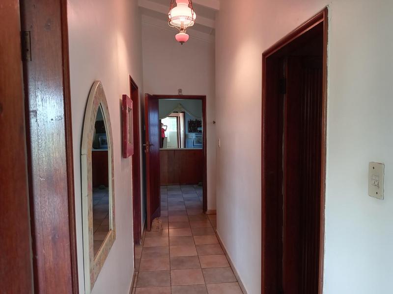 5 Bedroom Property for Sale in Freeland Park KwaZulu-Natal