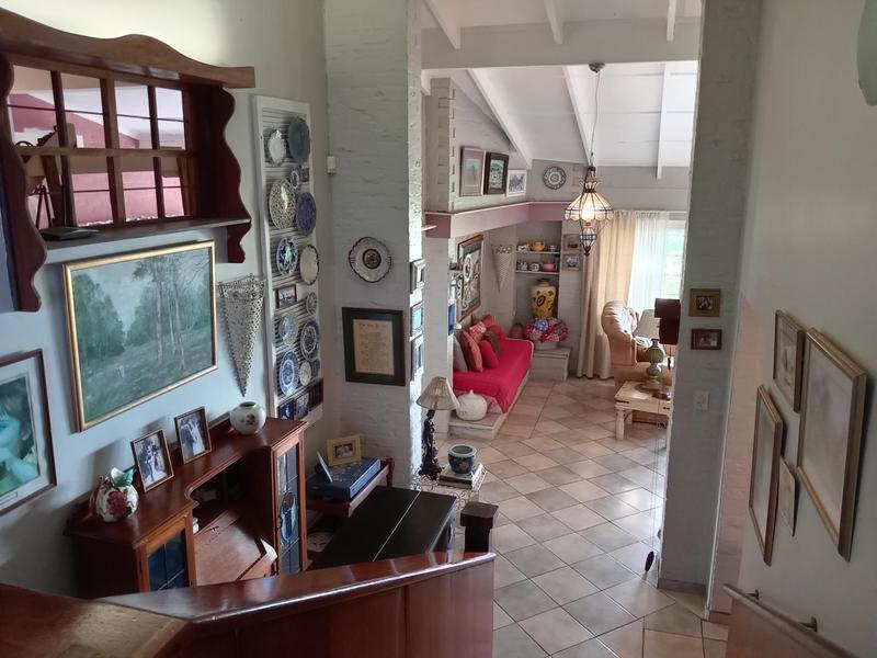 5 Bedroom Property for Sale in Freeland Park KwaZulu-Natal