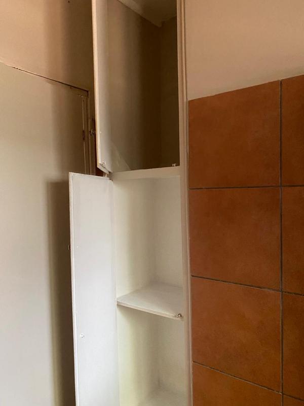 5 Bedroom Property for Sale in Freeland Park KwaZulu-Natal