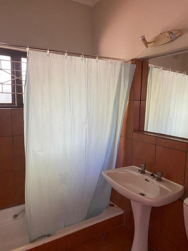 5 Bedroom Property for Sale in Freeland Park KwaZulu-Natal
