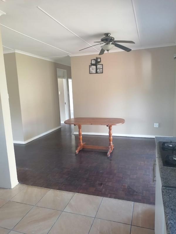 To Let 3 Bedroom Property for Rent in Bluff KwaZulu-Natal