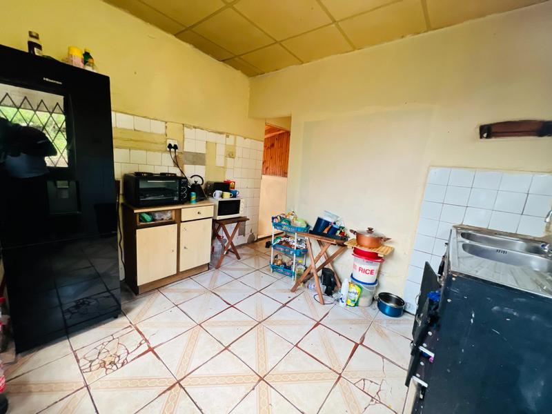 8 Bedroom Property for Sale in Umlazi KwaZulu-Natal
