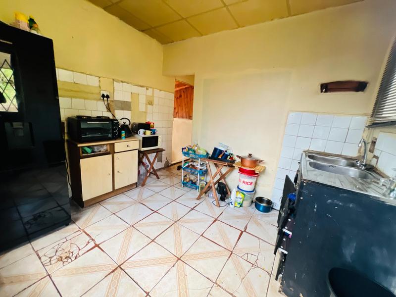 8 Bedroom Property for Sale in Umlazi KwaZulu-Natal