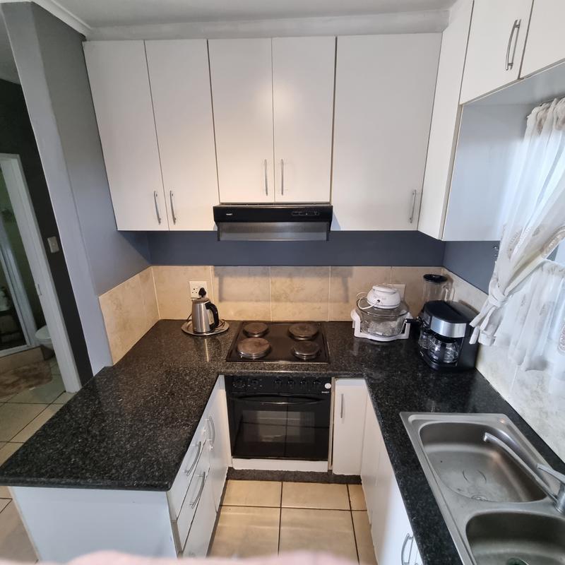 2 Bedroom Property for Sale in Morningside KwaZulu-Natal