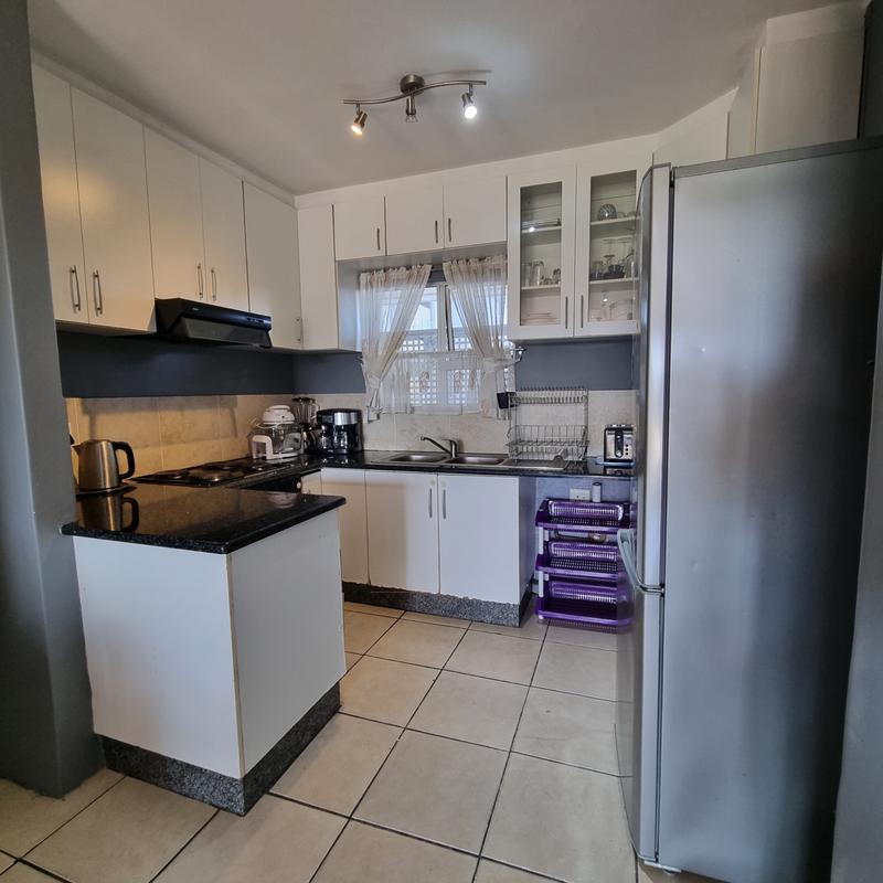 2 Bedroom Property for Sale in Morningside KwaZulu-Natal