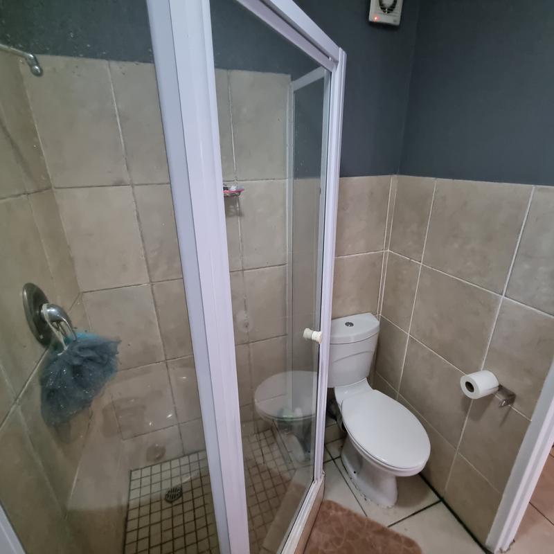2 Bedroom Property for Sale in Morningside KwaZulu-Natal