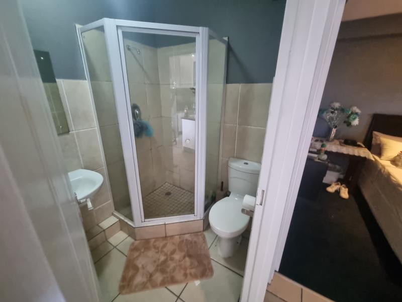 2 Bedroom Property for Sale in Morningside KwaZulu-Natal
