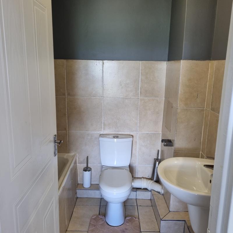 2 Bedroom Property for Sale in Morningside KwaZulu-Natal