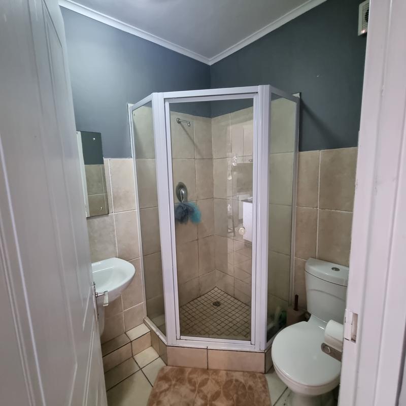 2 Bedroom Property for Sale in Morningside KwaZulu-Natal