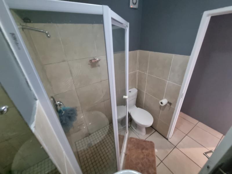 2 Bedroom Property for Sale in Morningside KwaZulu-Natal