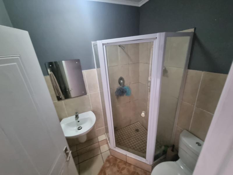 2 Bedroom Property for Sale in Morningside KwaZulu-Natal