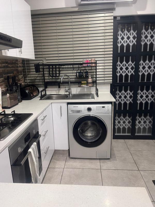 To Let 3 Bedroom Property for Rent in Malvern KwaZulu-Natal