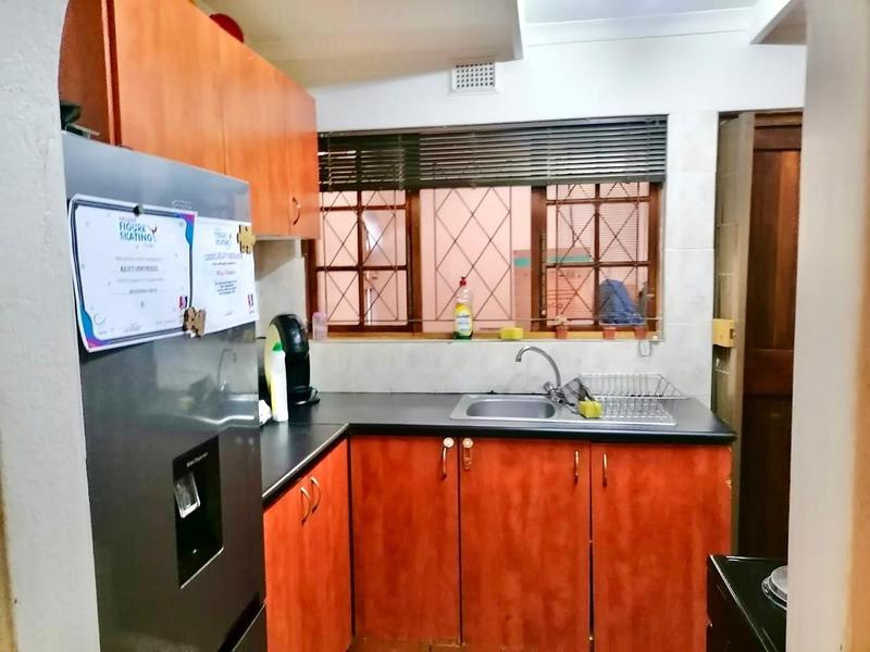 2 Bedroom Property for Sale in Amanzimtoti KwaZulu-Natal