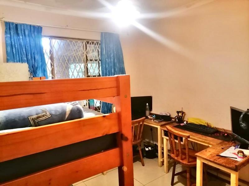 2 Bedroom Property for Sale in Amanzimtoti KwaZulu-Natal