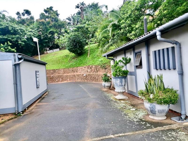 2 Bedroom Property for Sale in Amanzimtoti KwaZulu-Natal