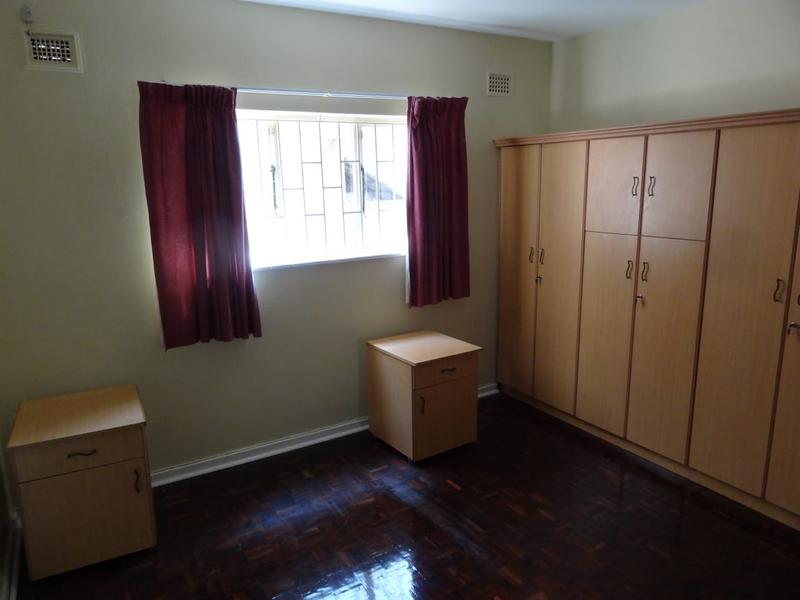 6 Bedroom Property for Sale in Reservoir Hills KwaZulu-Natal