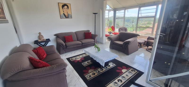 6 Bedroom Property for Sale in Reservoir Hills KwaZulu-Natal