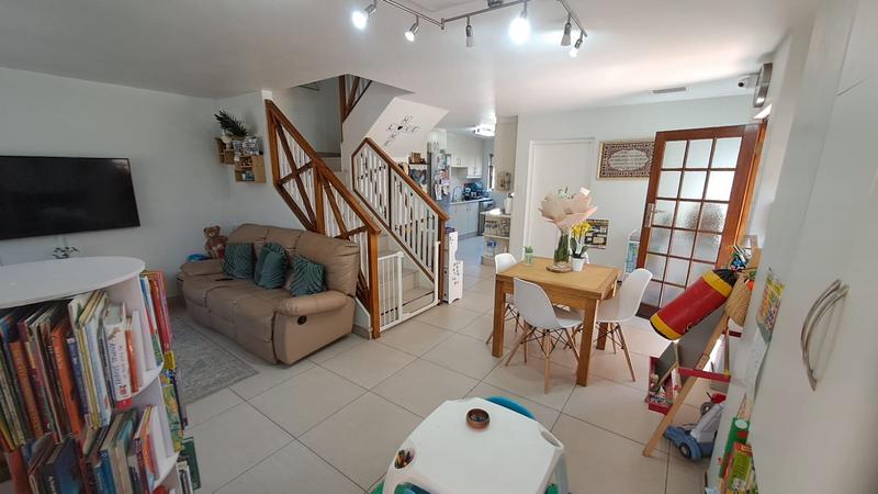 3 Bedroom Property for Sale in Essenwood KwaZulu-Natal