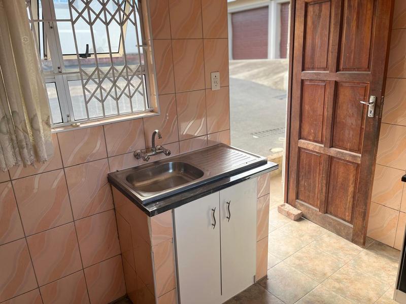 To Let 2 Bedroom Property for Rent in Hillary KwaZulu-Natal