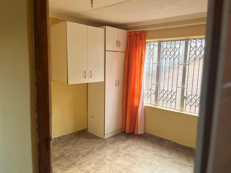 To Let 2 Bedroom Property for Rent in Hillary KwaZulu-Natal