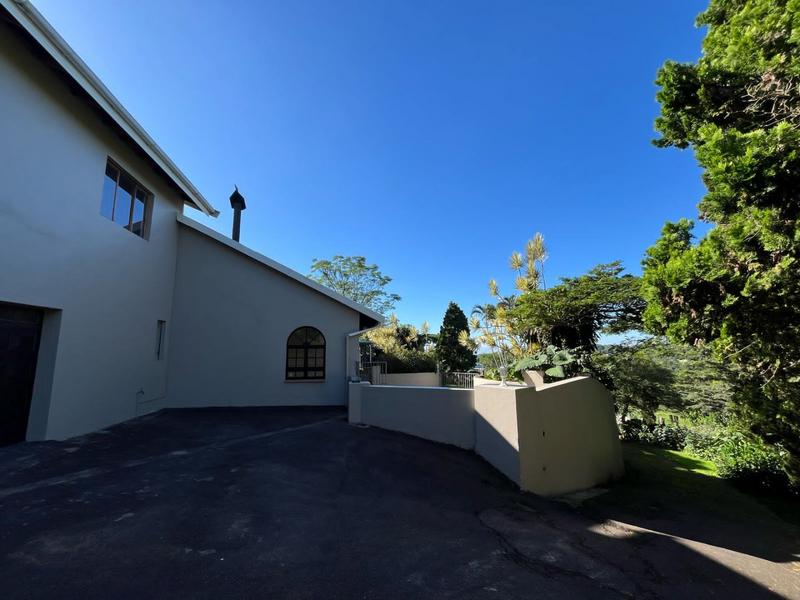 1 Bedroom Property for Sale in Crestview KwaZulu-Natal