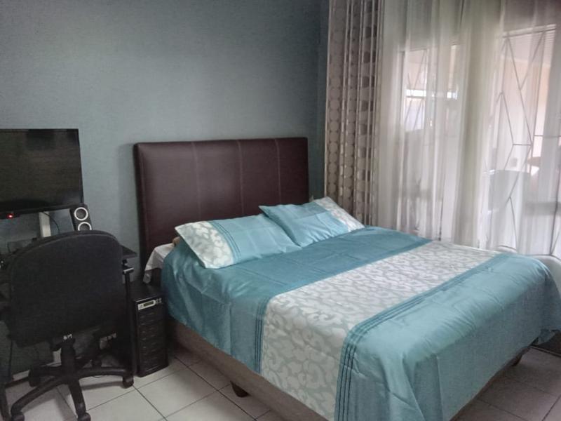 3 Bedroom Property for Sale in Arena Park KwaZulu-Natal