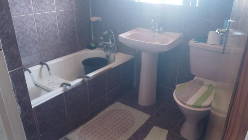3 Bedroom Property for Sale in Havenside KwaZulu-Natal
