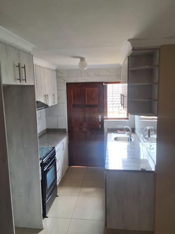 2 Bedroom Property for Sale in Bellair KwaZulu-Natal
