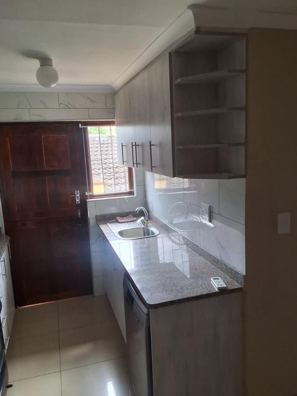 2 Bedroom Property for Sale in Bellair KwaZulu-Natal