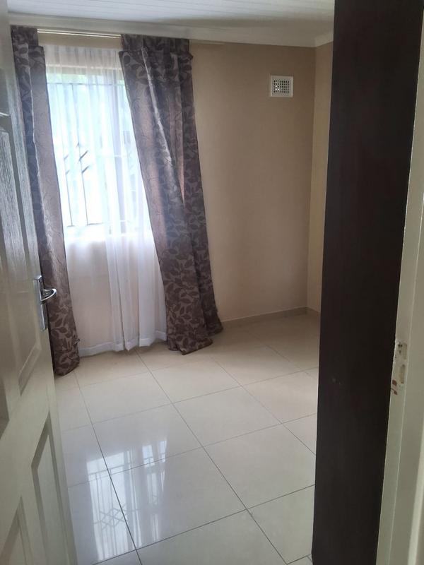 2 Bedroom Property for Sale in Bellair KwaZulu-Natal