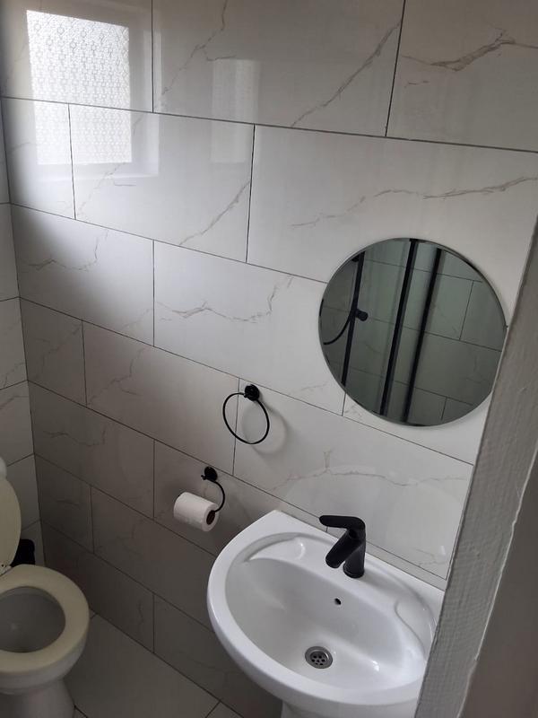 2 Bedroom Property for Sale in Bellair KwaZulu-Natal