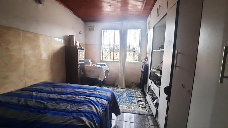 6 Bedroom Property for Sale in Clayfield KwaZulu-Natal