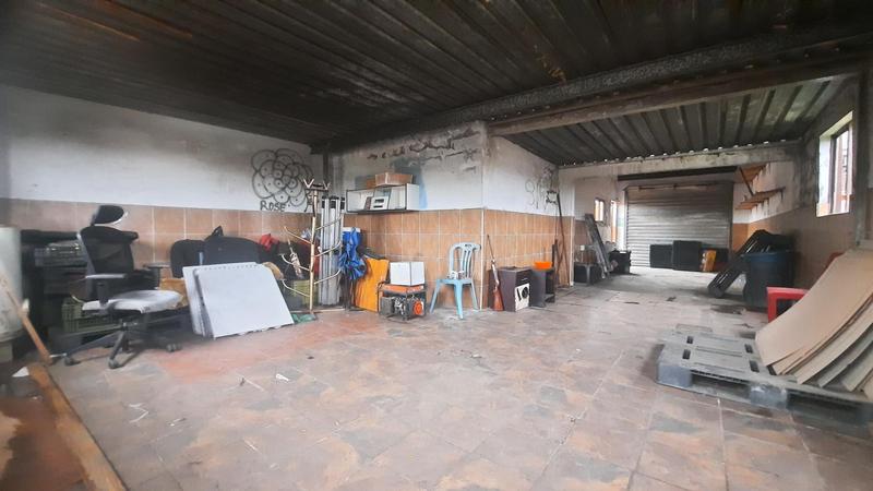 6 Bedroom Property for Sale in Clayfield KwaZulu-Natal