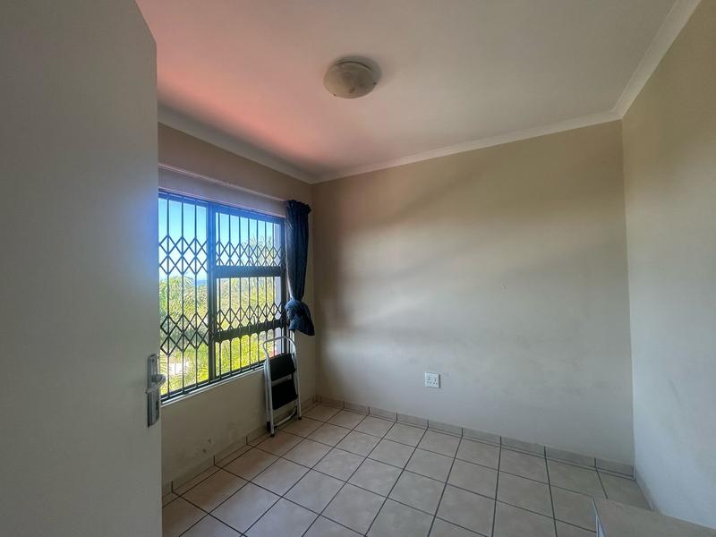 To Let 2 Bedroom Property for Rent in Margate KwaZulu-Natal