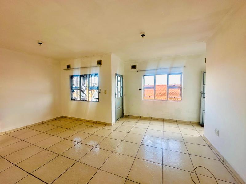 To Let 2 Bedroom Property for Rent in Montclair KwaZulu-Natal