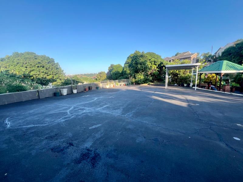 10 Bedroom Property for Sale in Reservoir Hills KwaZulu-Natal